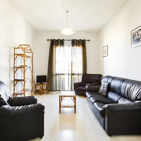 Dolphin Court Apartman Marsalforn