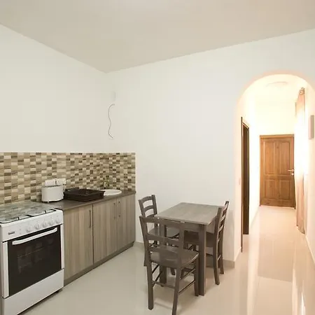 Dolphin Court Marsalforn