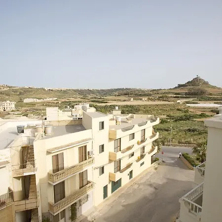 Apartment Dolphin Court Marsalforn