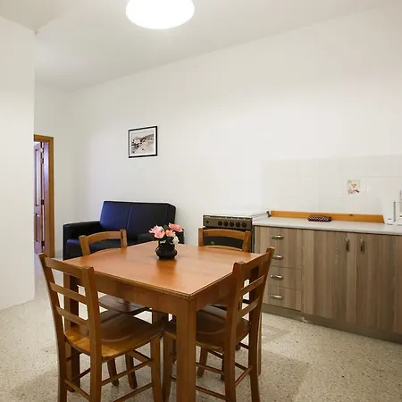 Dolphin Court דירה Marsalforn