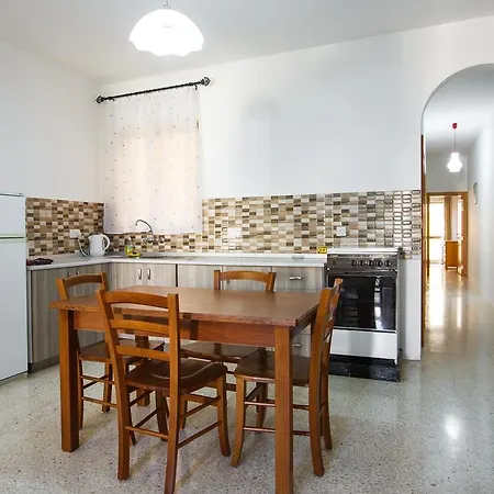 Apartman Dolphin Court