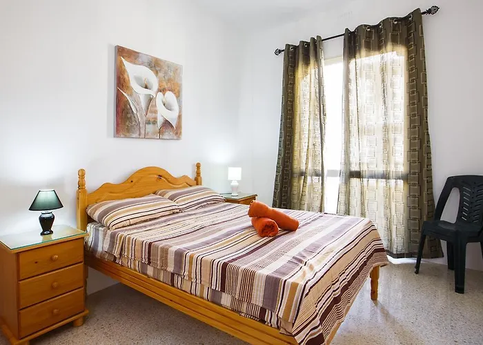 Dolphin Court Διαμέρισμα *