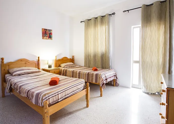 Dolphin Court * Marsalforn