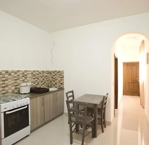 Dolphin Court Marsalforn